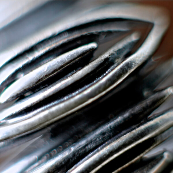 Vergrösserung des Silber Rings SPINE aus der DARK STARS Kollektion