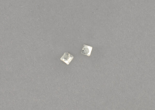 HÄMMERED - Studs 1 - Ohrstecker aus Silber, im Shop