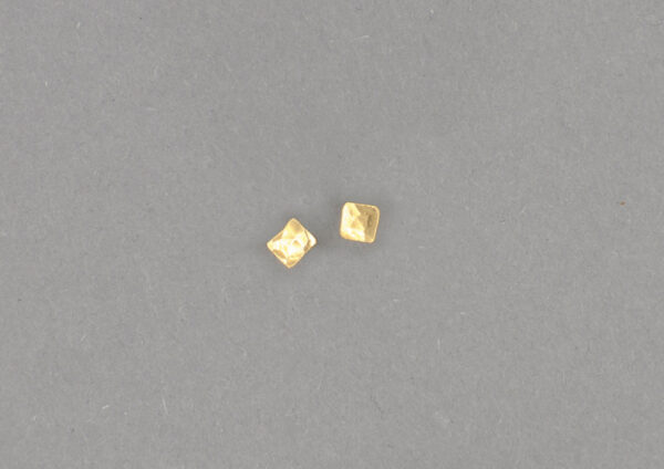 HÄMMERED - Studs F 1 - Ohrstecker aus Silber, feingoldplattiert, im Shop