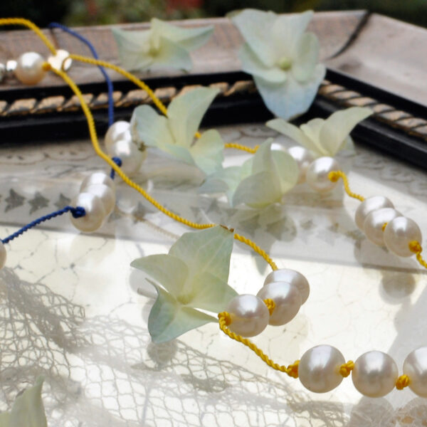 Vergrösserung des Perlencolliers KIMIKO aus der WATERWORLD Kollektion