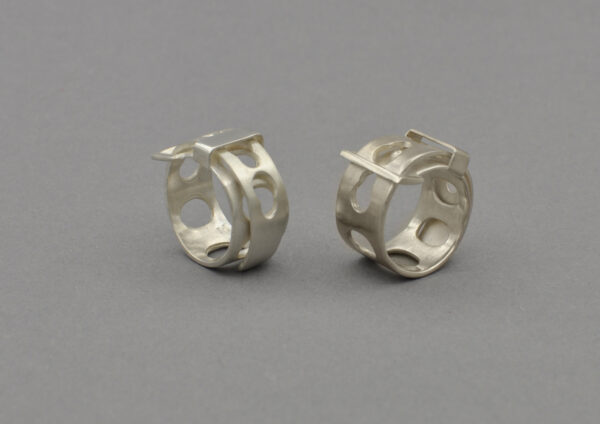 OTHERS - Ring BELT- Art Gürtelschnalle in Silber 925, im Shop