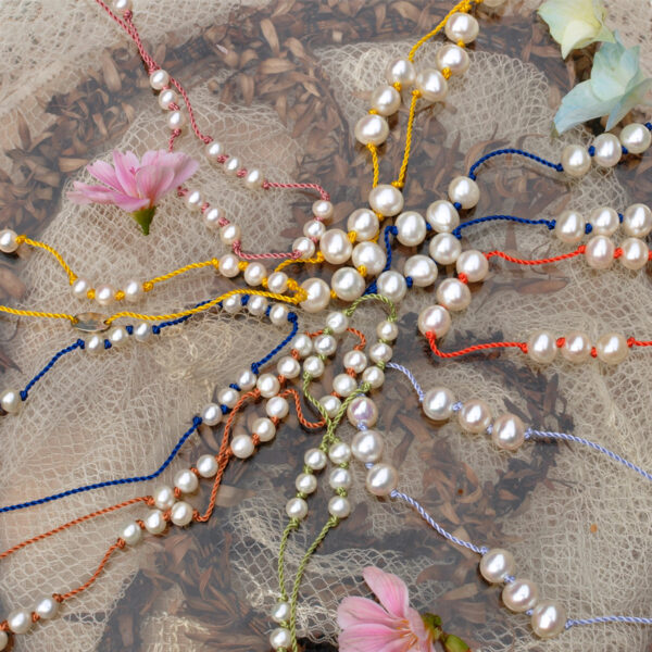 Bunte Perlencolliers aus der WATERWORLD Kollektion