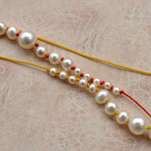 Vergrösserung des Perlencolliers YOKO aus der WATERWORLD Kollektion